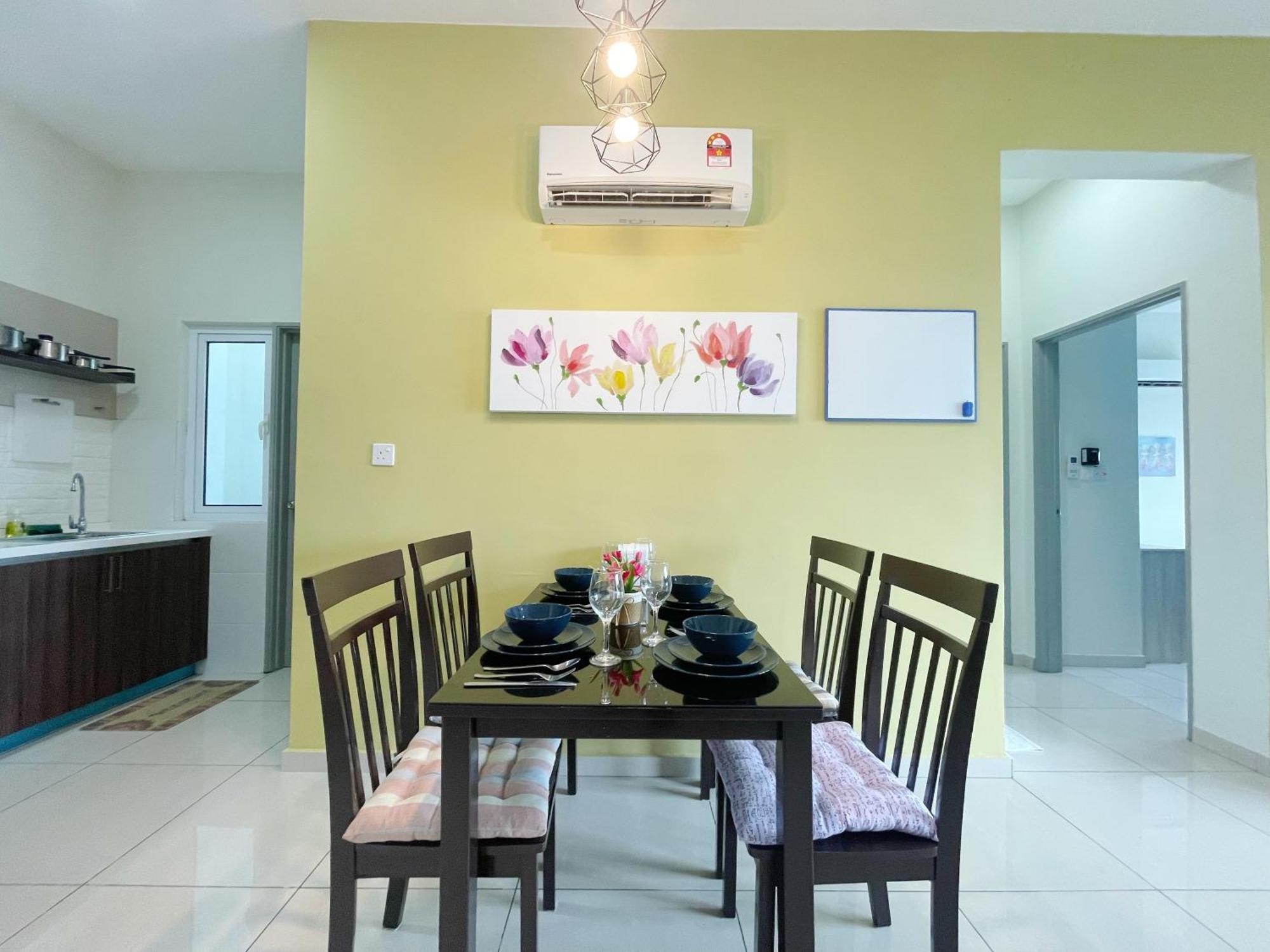 Mesahill Homestay, Nilai By S&T Homez Buitenkant foto